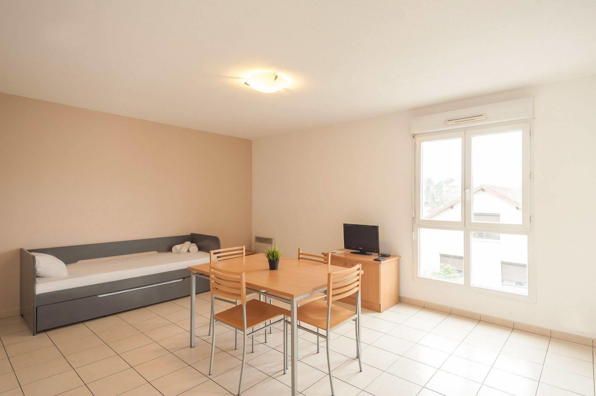 City Residence Marne-La-Vallee-Bry-Sur-Marne ノワジー＝ル＝グラン エクステリア 写真